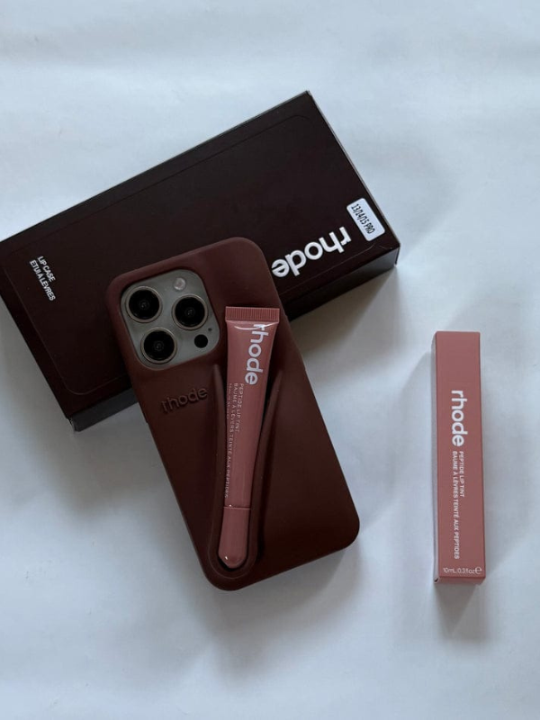 Premium Lip-Gloss Phone Case (Brown)